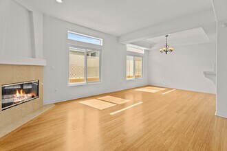 14819 Magnolia Blvd in Los Angeles, CA - Building Photo - Building Photo
