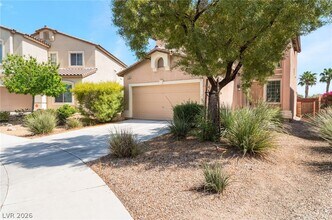 6758 Lincoln Wood St in Las Vegas, NV - Building Photo - Building Photo