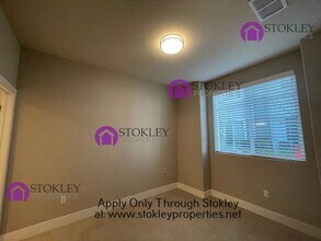 201 Jetty Dr in Richmond, CA - Building Photo - Building Photo