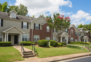 Columbia Wood Apartments