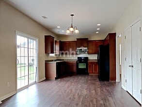 3722 Green Pasture Rd in Charlotte, NC - Foto de edificio - Building Photo