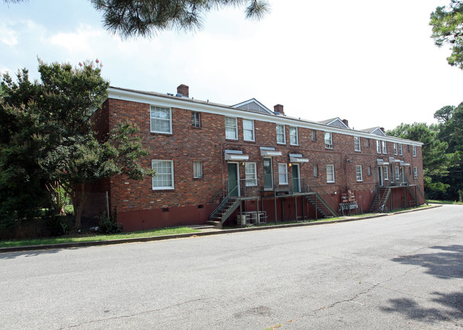 Peachtree North Apartments in Memphis, TN - Building Photo - Building Photo