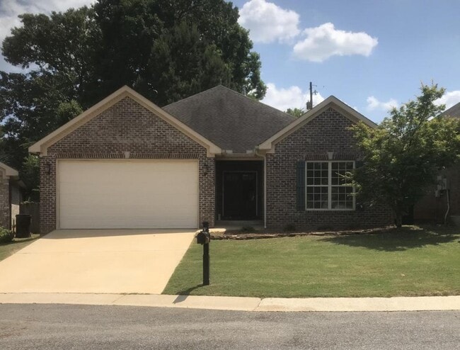 property at 3649 Northridge Cir