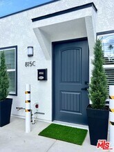 815 W Glenoaks Blvd in Glendale, CA - Building Photo - Building Photo