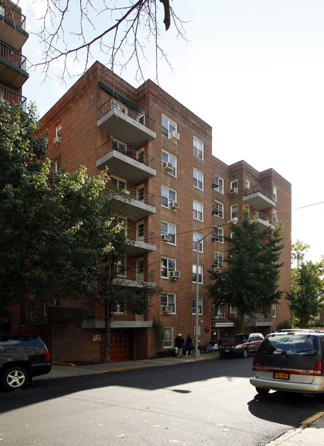 Fairfield Tenant Corp. in Bronx, NY - Foto de edificio - Building Photo