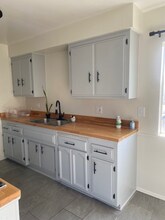 11643 Eucalyptus Ave in Hawthorne, CA - Foto de edificio - Building Photo