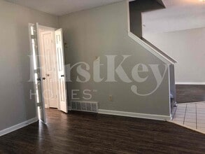 3770 Richbrook Dr in Memphis, TN - Building Photo - Building Photo