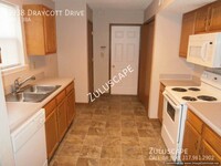 5938 Draycott Dr photo'