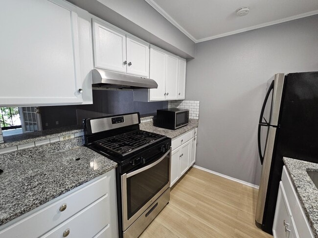 2708 Windswept Cove in Austin, TX - Building Photo - Building Photo