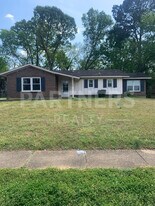 4536 Wake Forest Dr in Montgomery, AL - Building Photo