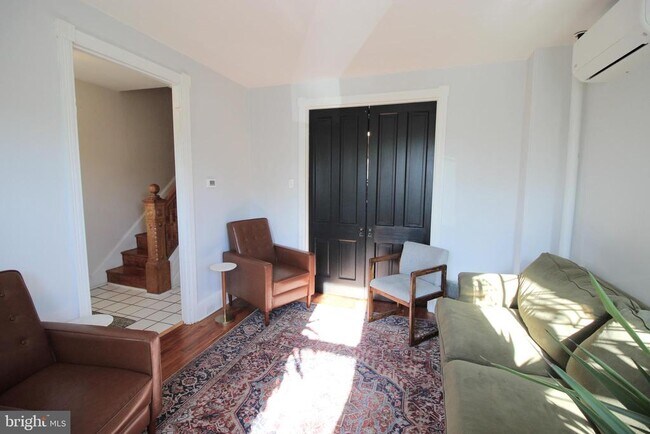 141 W Mulberry St in Kennett Square, PA - Building Photo - Building Photo