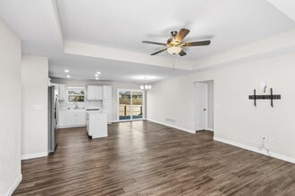 5556 Sweetgum Cir in Columbia, MO - Building Photo - Building Photo