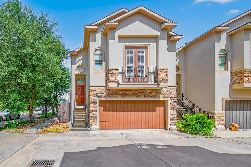1042 W 25th St in Houston, TX - Building Photo