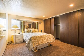 Village Park at Cedarbrooke in Wichita, KS - Building Photo - Interior Photo