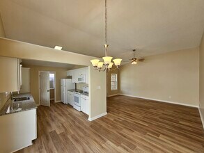 1802 Barberry Dr in Conway, SC - Building Photo - Building Photo