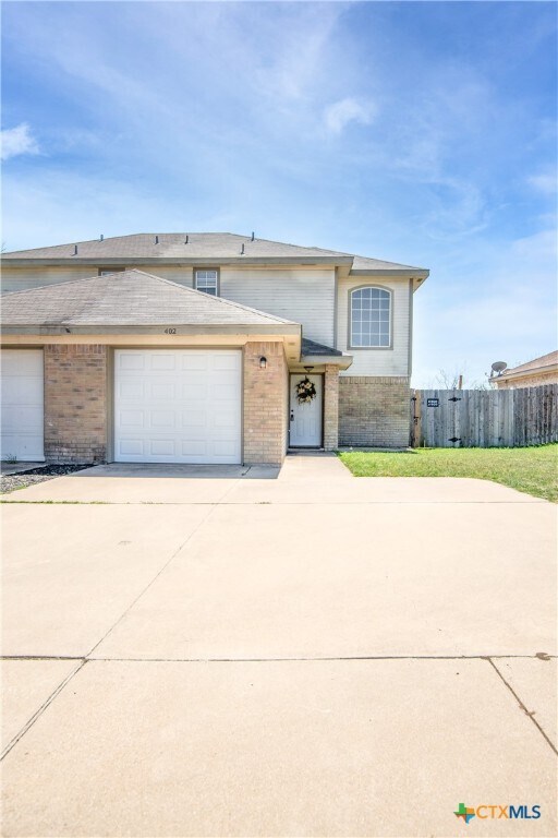property at 402 Deloris Dr
