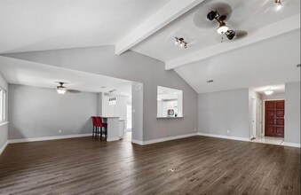 2622 Gilliom Dr in Houston, TX - Building Photo - Building Photo