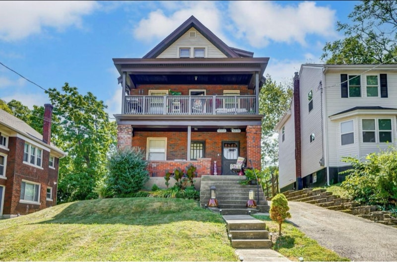 5331 Wakefield Pl in Cincinnati, OH - Building Photo