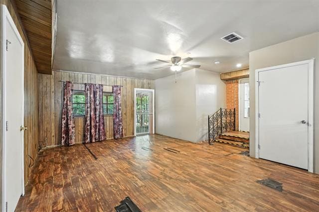 10705 Coogan Dr in Dallas, TX - Building Photo - Building Photo