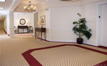 100C Danbury Rd in Ridgefield, CT - Building Photo - Building Photo