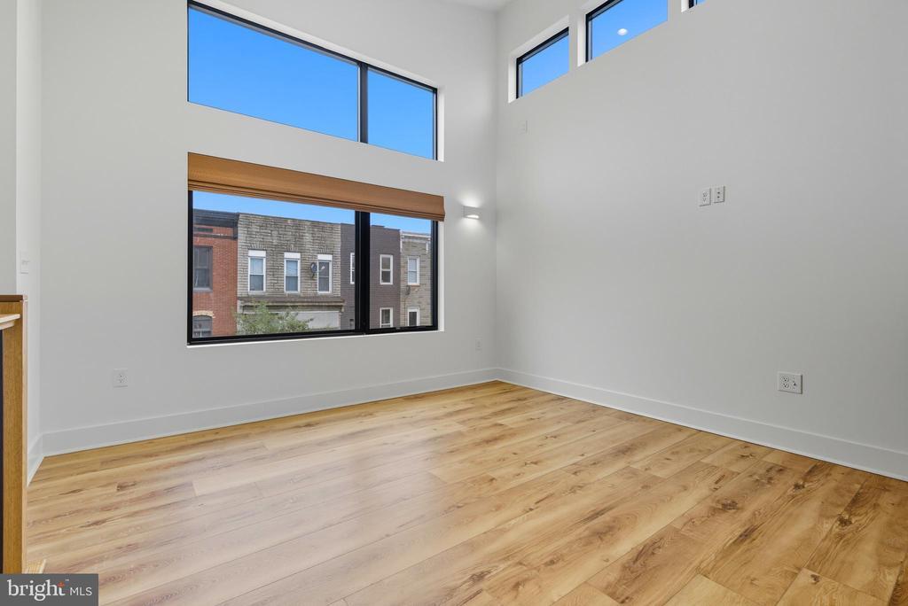 3531 Claremont St in Baltimore, MD - Foto de edificio