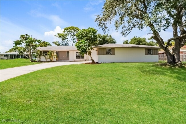 property at 1490 S Venice Blvd