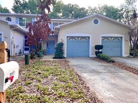 2312 Isle Royal Ct SE in Winter Haven, FL - Building Photo