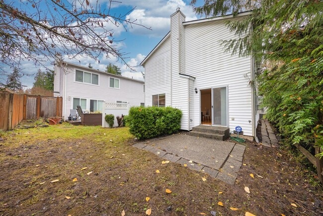 9625 122nd Ln NE in Kirkland, WA - Building Photo - Building Photo