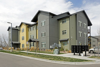 Redwood Village Apartments in Fort Collins, CO - Building Photo - Building Photo