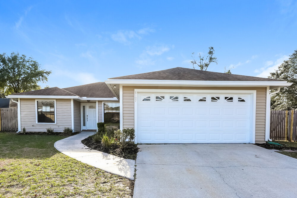 8197 Boonesborough Trail in Jacksonville, FL - Building Photo