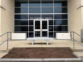 211 Central St, Unit a113 in Norwood, MA - Building Photo