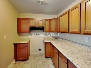 1584 W 27th St in Jacksonville, FL - Foto de edificio - Building Photo