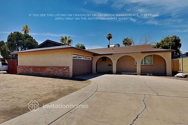 property at 2421 E Sylvia St