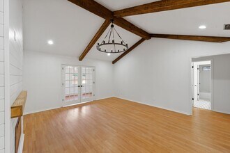 2413 Mimosa St in Mission, TX - Building Photo - Building Photo