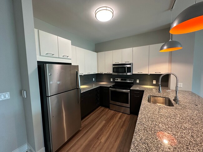 2 Bowdoin St in Everett, MA - Building Photo - Building Photo