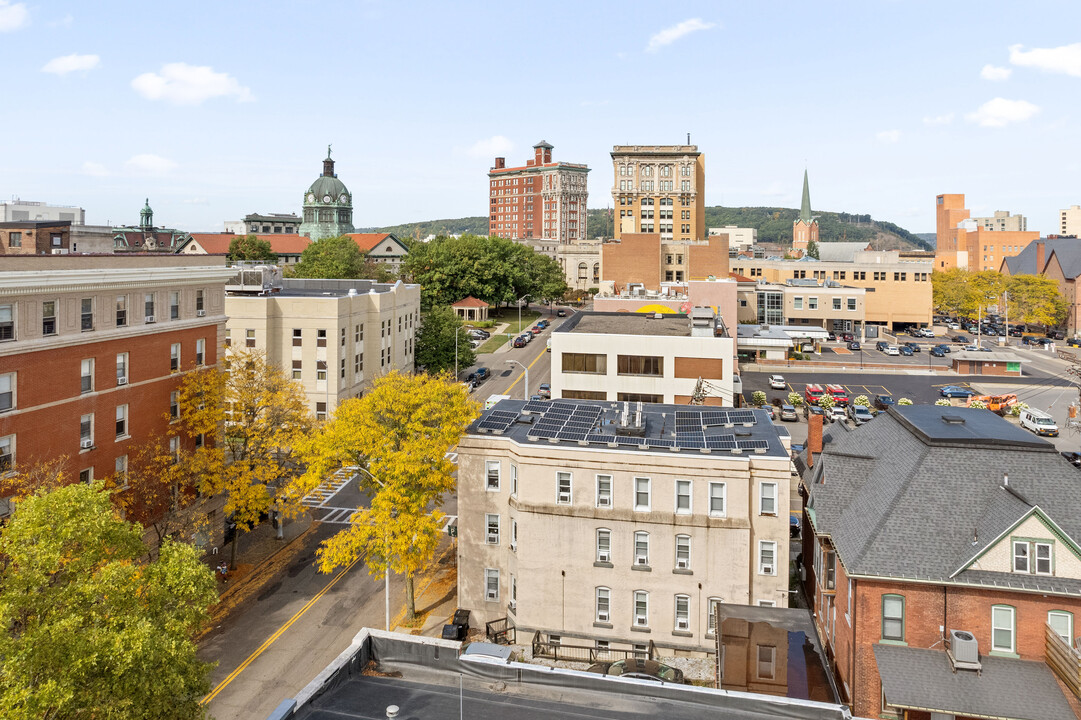 82 Hawley St, Unit 3H in Binghamton, NY - Building Photo