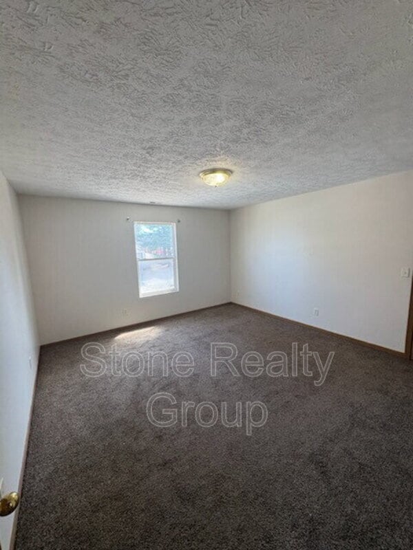 679 N 25th St in Terre Haute, IN - Building Photo - Building Photo