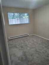811 43rd Ave SW in Puyallup, WA - Building Photo - Building Photo