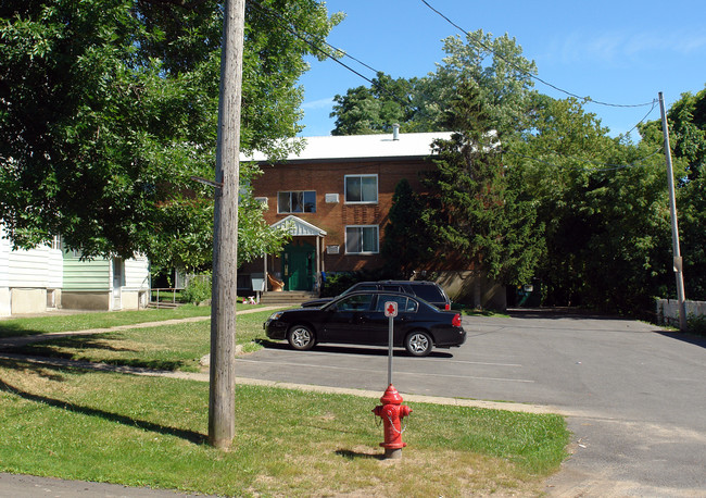 111 Essex St in Syracuse, NY - Building Photo - Building Photo