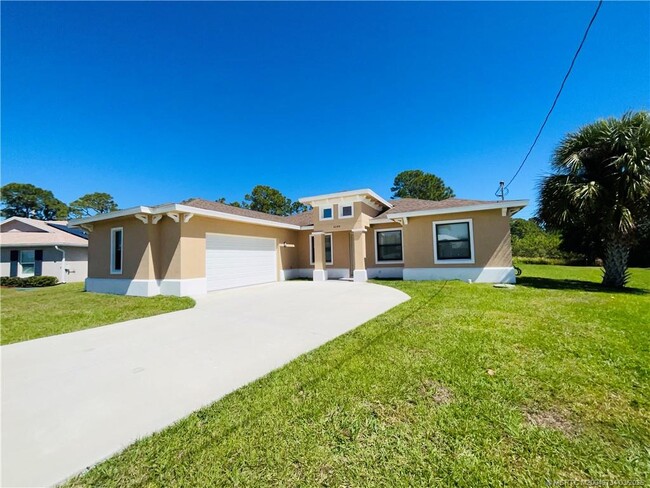 6149 NW Gatun Dr in Port St. Lucie, FL - Building Photo - Building Photo