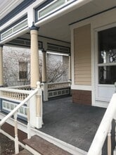 20 Grove Ave, Unit 1A in Glens Falls, NY - Building Photo - Building Photo