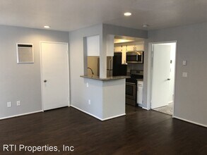 2642 S Sepulveda Blvd in Los Angeles, CA - Building Photo - Building Photo