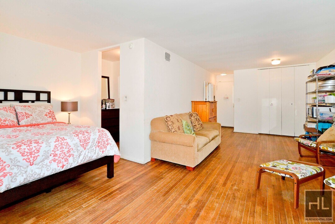 665 Thwaites Pl-Unit -4X in Bronx, NY - Building Photo