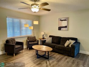 820 NE 17th Ave in Fort Lauderdale, FL - Building Photo - Building Photo