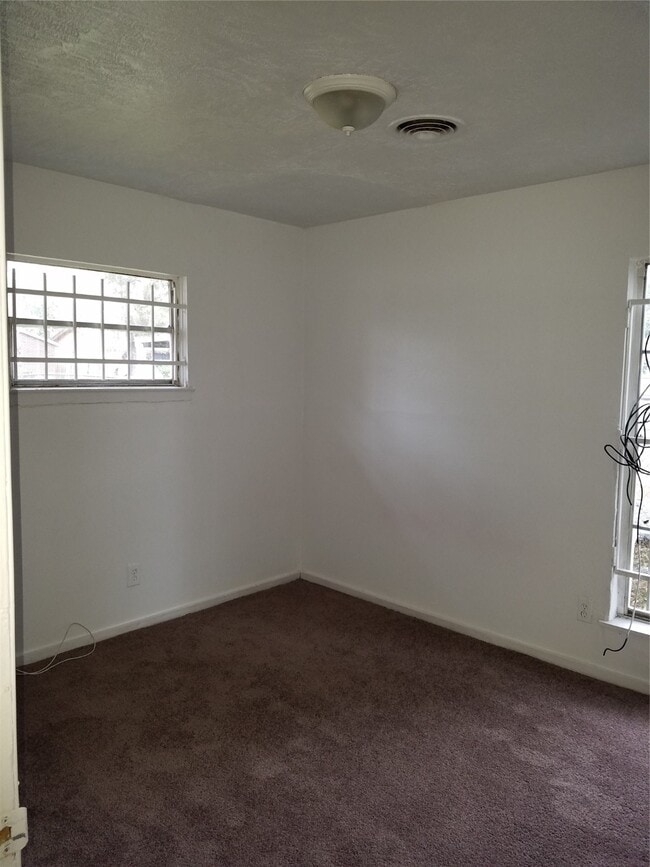 7630 Claiborne St in Houston, TX - Building Photo - Building Photo