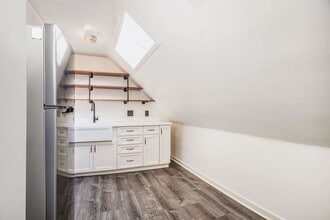 1236 Sherman St in Alameda, CA - Building Photo - Building Photo