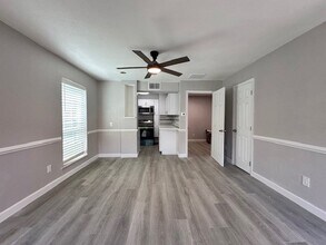 10912 Gulf Fwy in Houston, TX - Building Photo - Building Photo