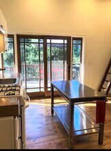 754 Old Topanga Canyon Rd, Unit studio in Topanga, CA - Building Photo - Building Photo