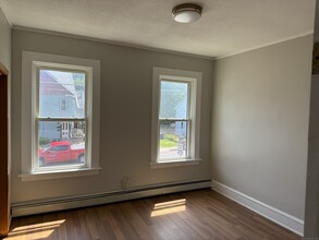 131 Union St in Vernon, CT - Building Photo - Building Photo