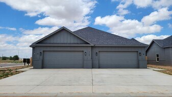 7132 22nd Pl in Lubbock, TX - Building Photo